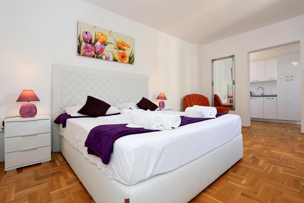 Apartments Maruna Self check-in Zara Esterno foto
