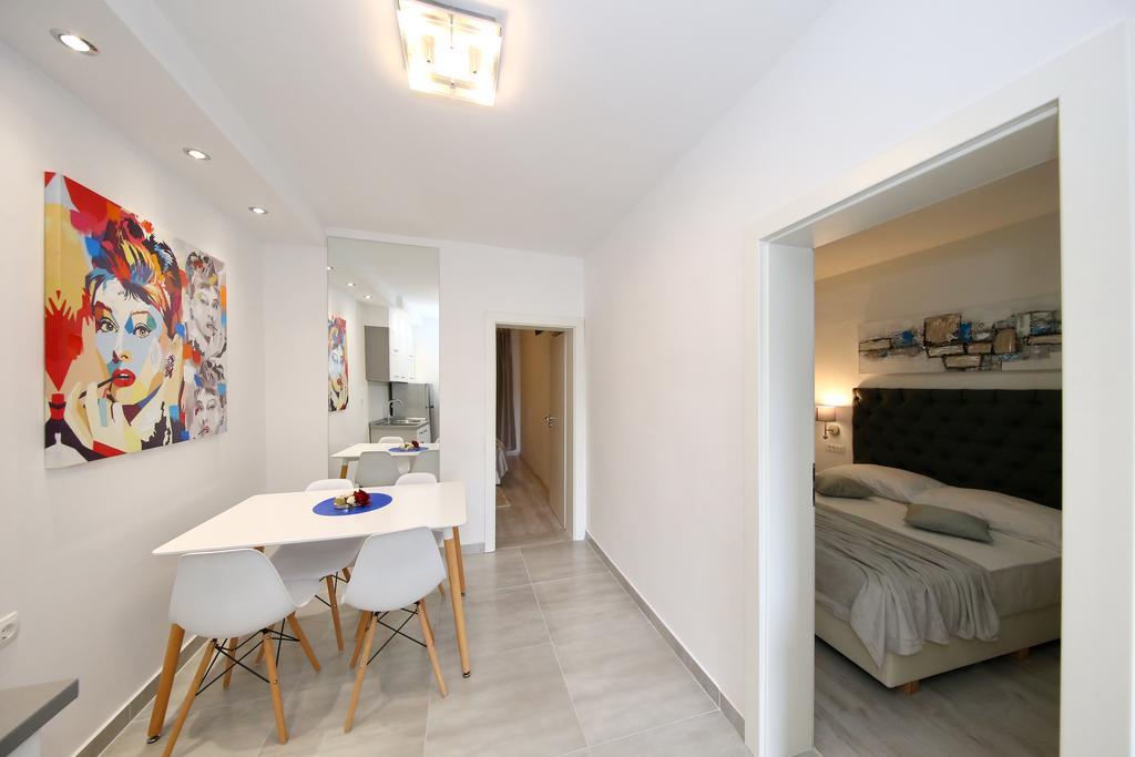 Apartments Maruna Self check-in Zara Esterno foto